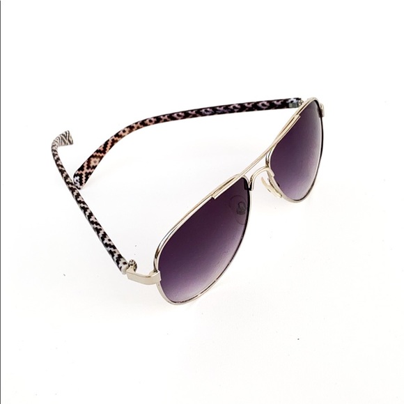 Black Select Canvas Tote bag with Sunglasses - Picture 6 of 10